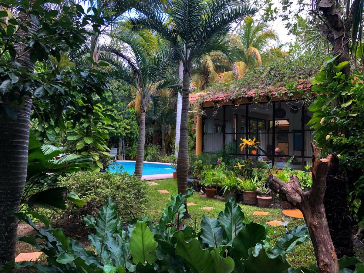Casa Kin33 Acomodação com café da manhã Cancún Exterior foto